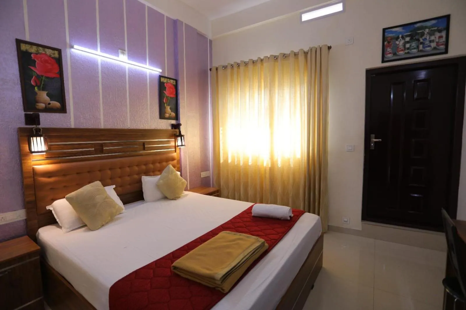 The Svarga Hill View Resort Hotel Munnar