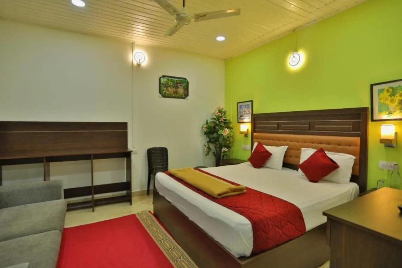 *** Hotel The Svarga Hill View Resort India