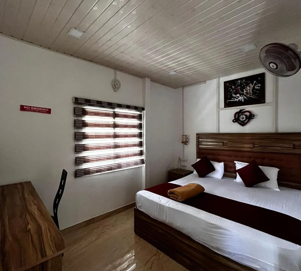 The Svarga Hill View Resort 3*, Munnar India
