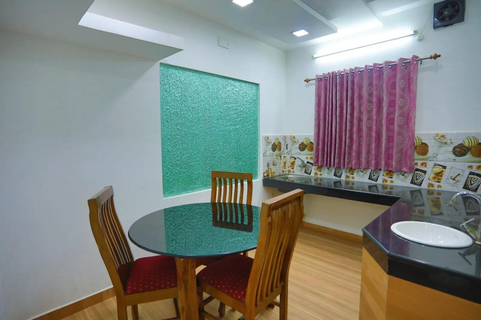 The Svarga Munnar Hill View Resort 인도