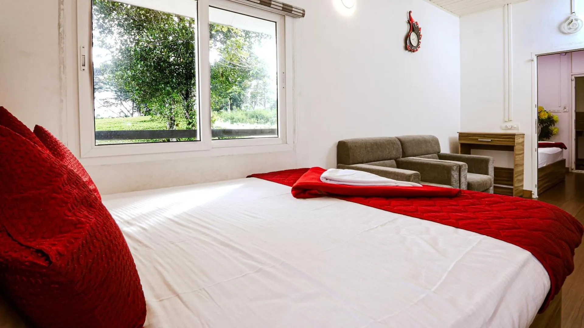 호텔 The Svarga Munnar Hill View Resort